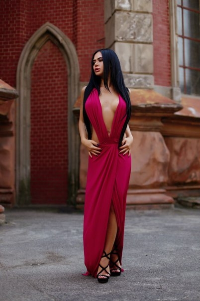 Аня